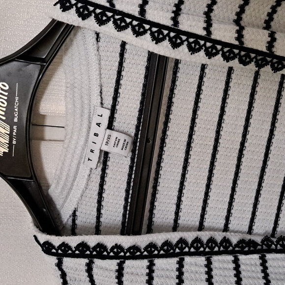 Tribal Striped Cardigan - Picture 3 of 5